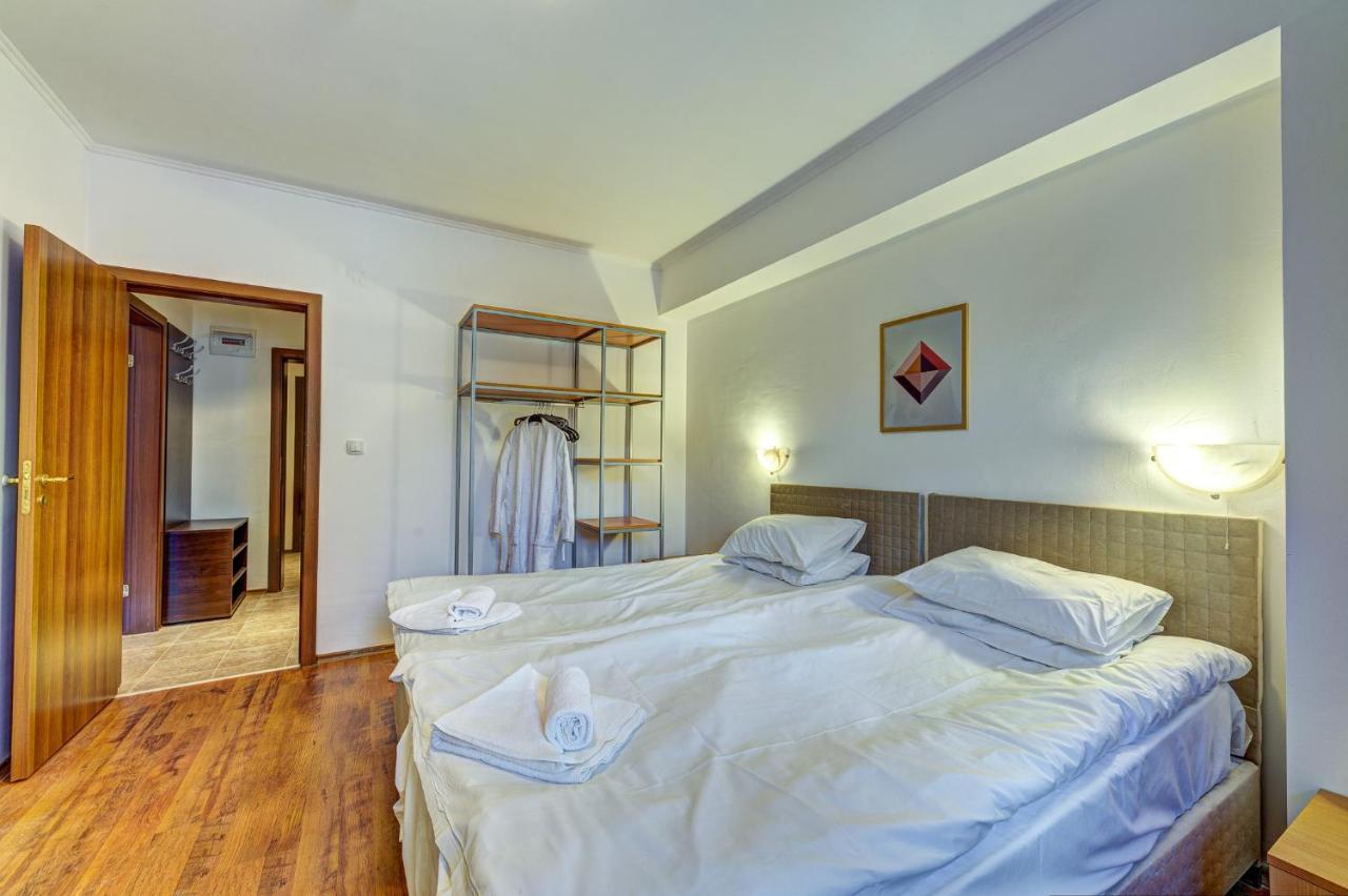 Aparthotel Silver Hills Free Parking Szmoljan Kültér fotó