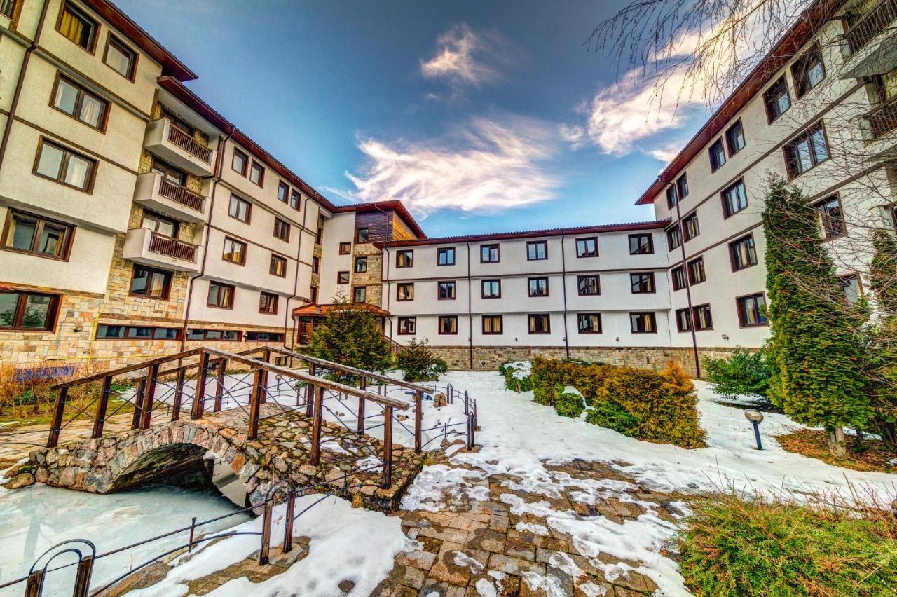 Aparthotel Silver Hills Free Parking Szmoljan Kültér fotó