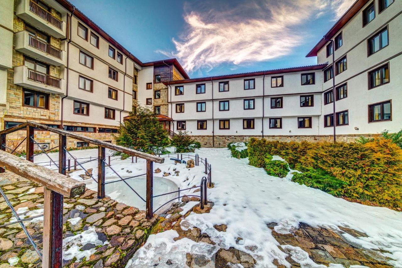 Aparthotel Silver Hills Free Parking Szmoljan Kültér fotó